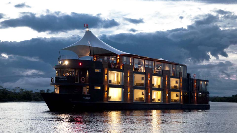 luxury amazon aqua expeditions