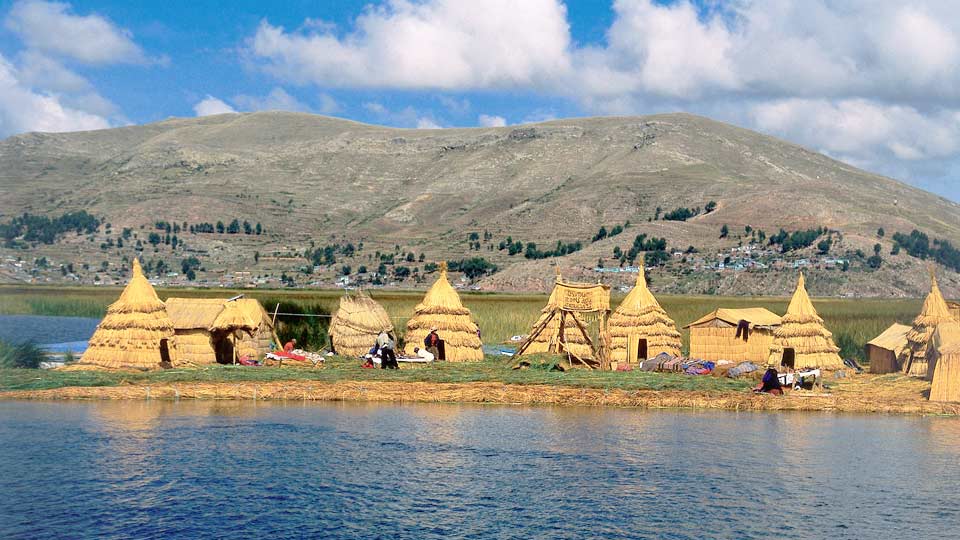 lake titicaca peru family tour