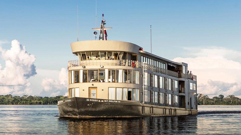 luxury tours in peru amazon