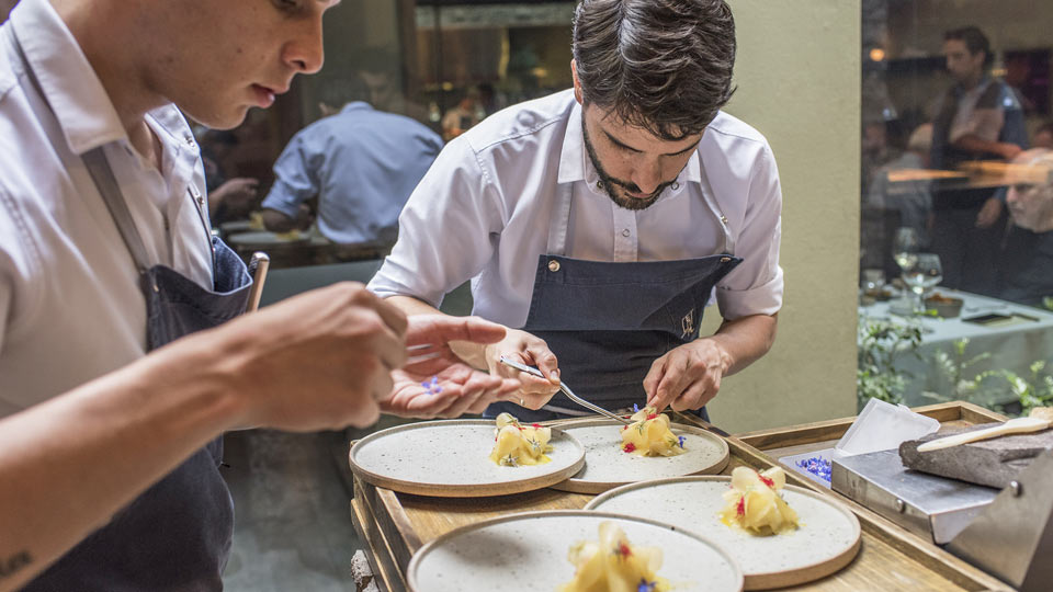 luxury tours in peru restaurants