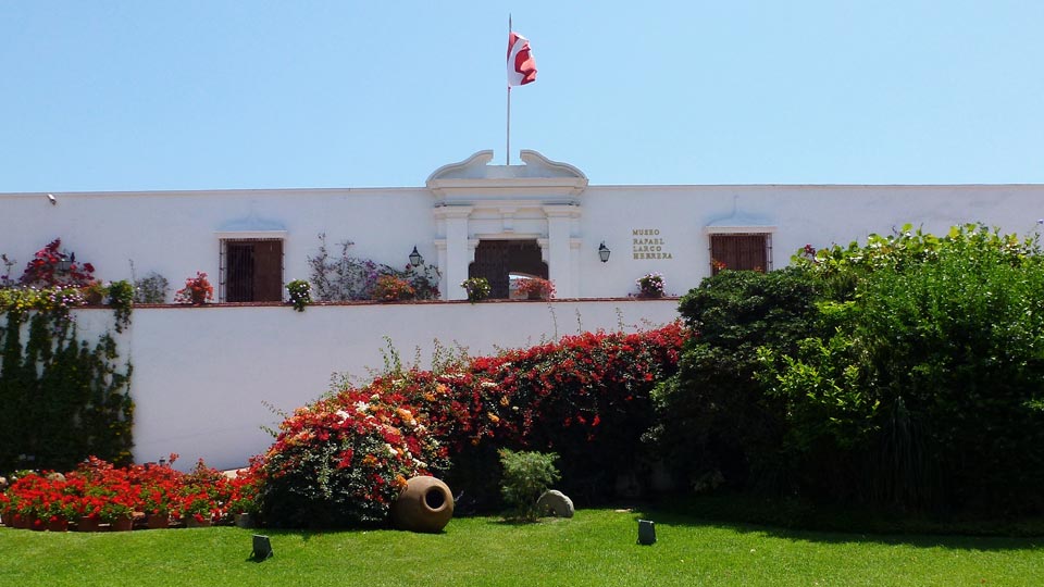 what to see in lima peru like museo larco