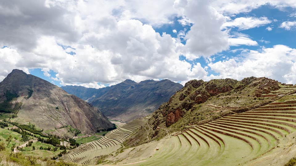 platforms of pisac, sacred valley and machu picchu tour