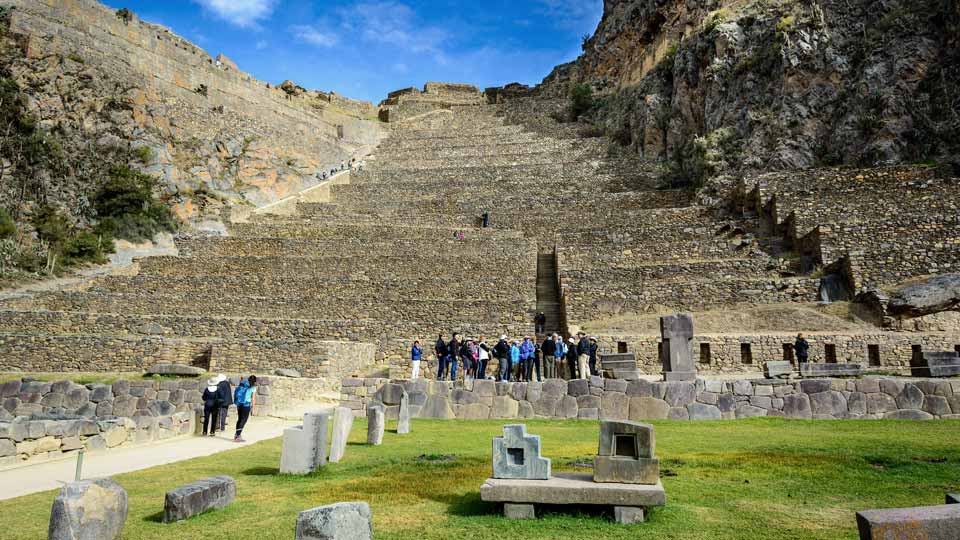visit ollantaytambo in your sacred valley tour from cusco