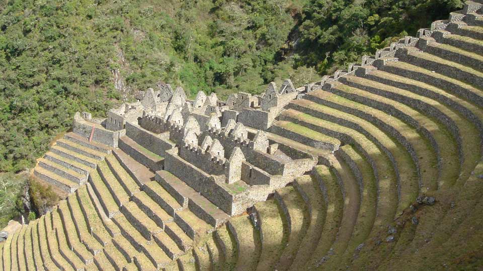 archeological place wiñay wayna in a part of private inca trail tours