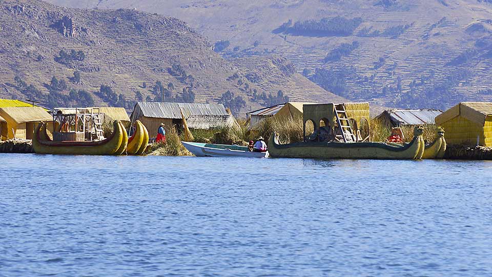 peru private tours magical lake titicaca