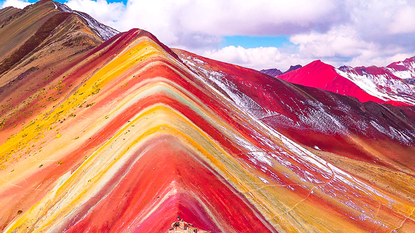 the rainbow mountain in peru