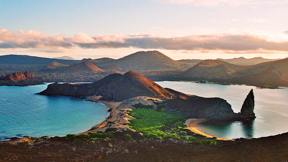 galapagos and machu picchu tours