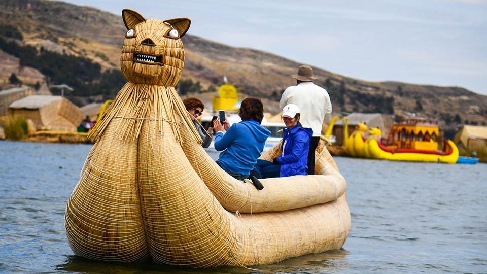 The Uros boats and houses