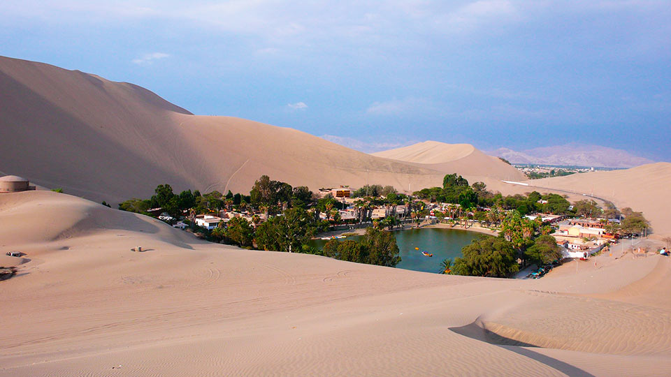 getaways from lima huacachina