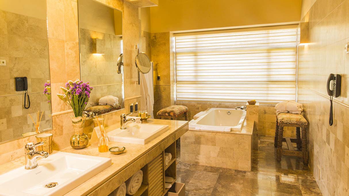 sol y luna valle sagrado