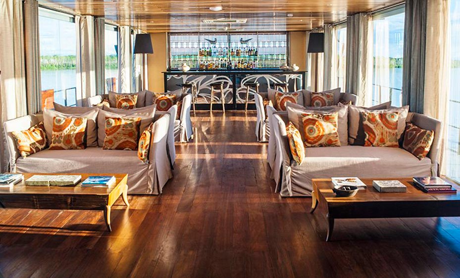 aria amazon cruise lobby